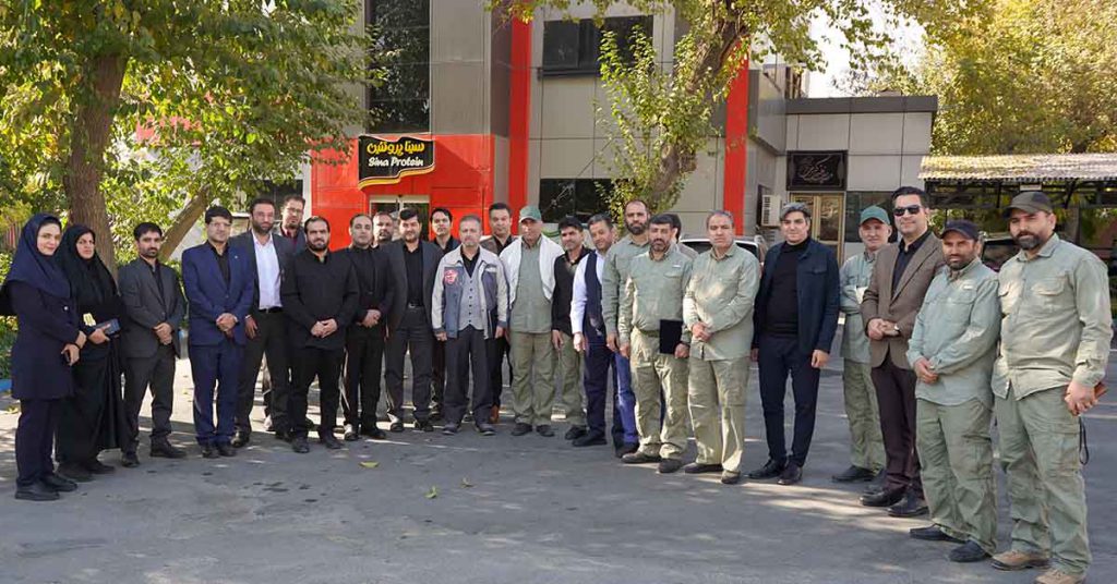 تقدیراز بسیجیان به مناسبت هفته بسیج 01 تقدیراز بسیجیان به مناسبت هفته بسیج 01